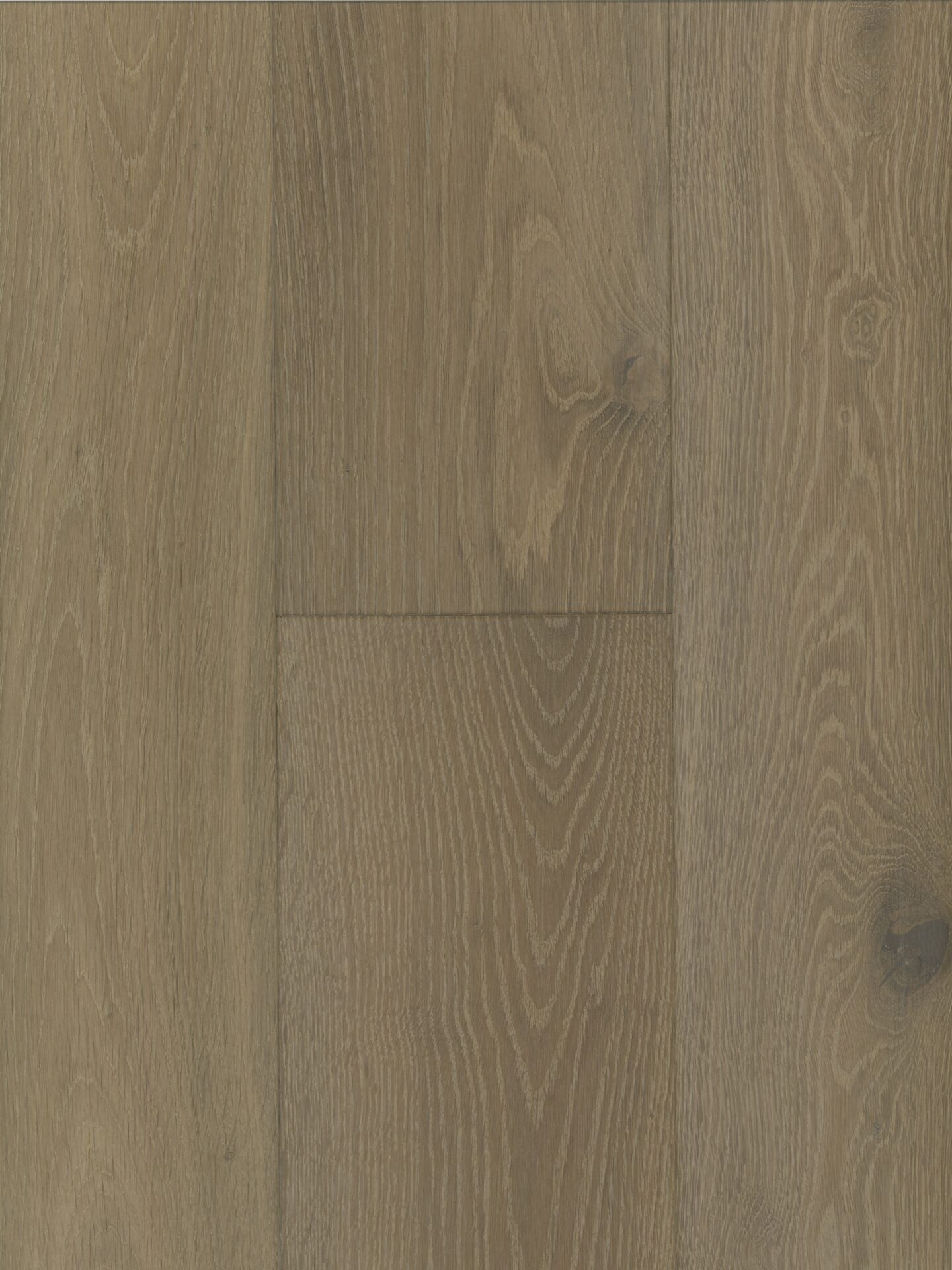 Mountain Lodge Oak image 1