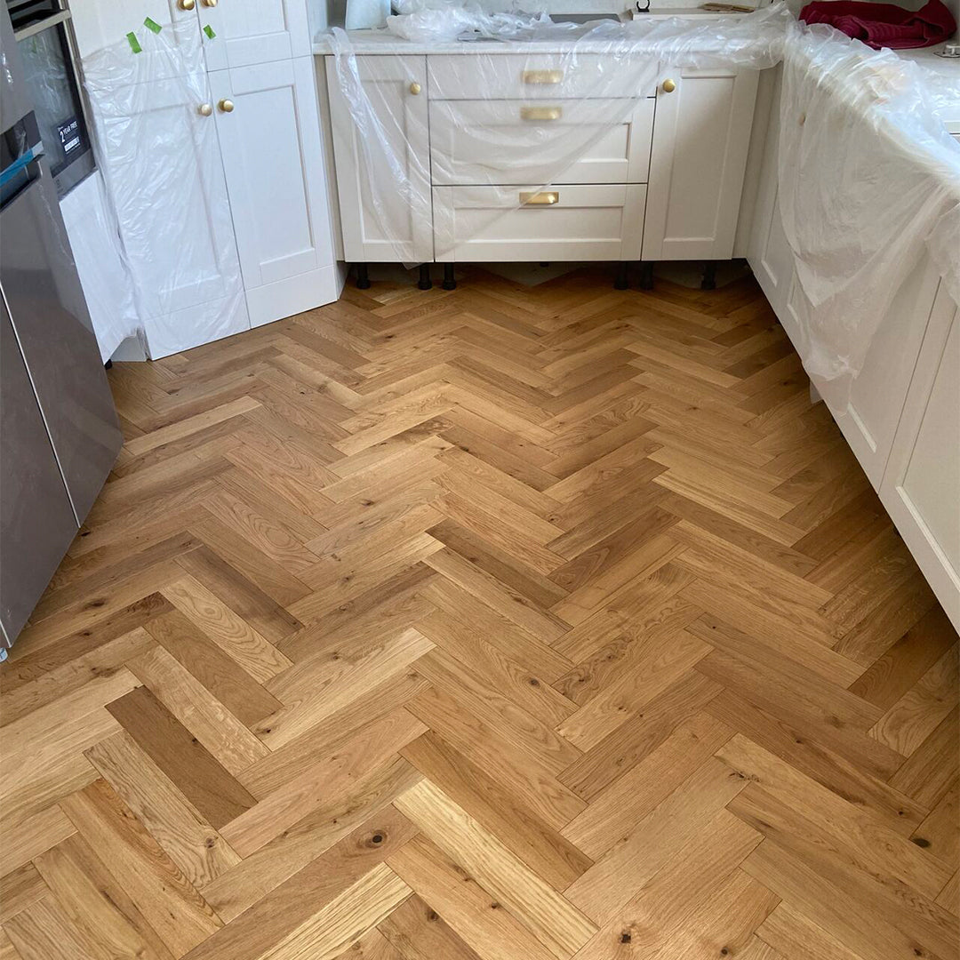 Mountain Rustic Oak Herringbone image 2