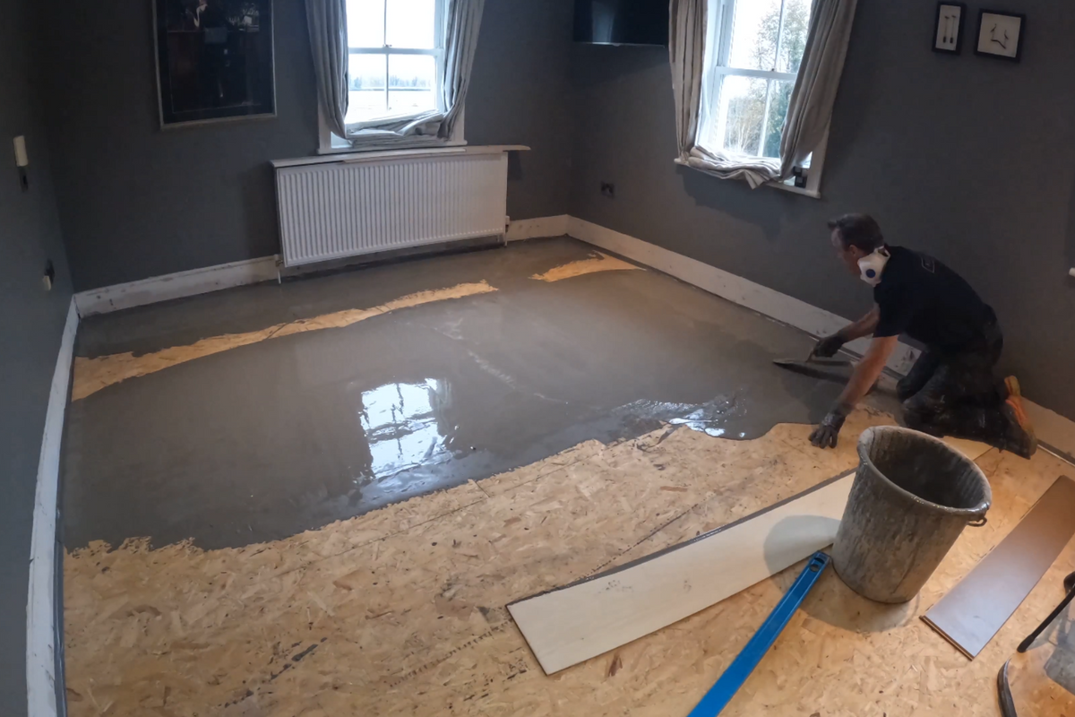 Subfloor levelling preparation before laminate flooring installation