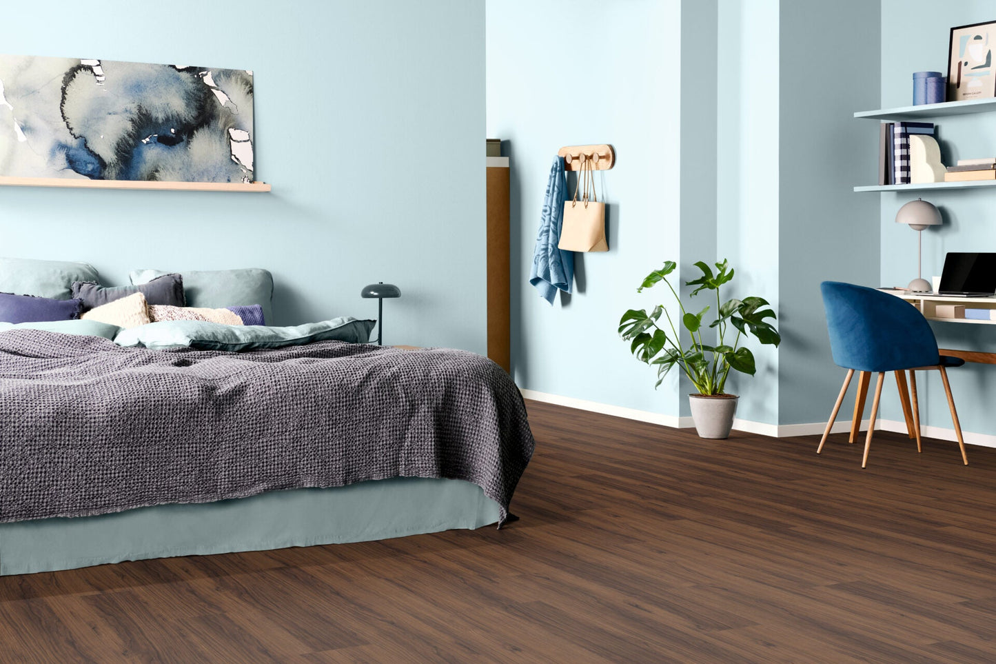 Brown Warmia Walnut image 1