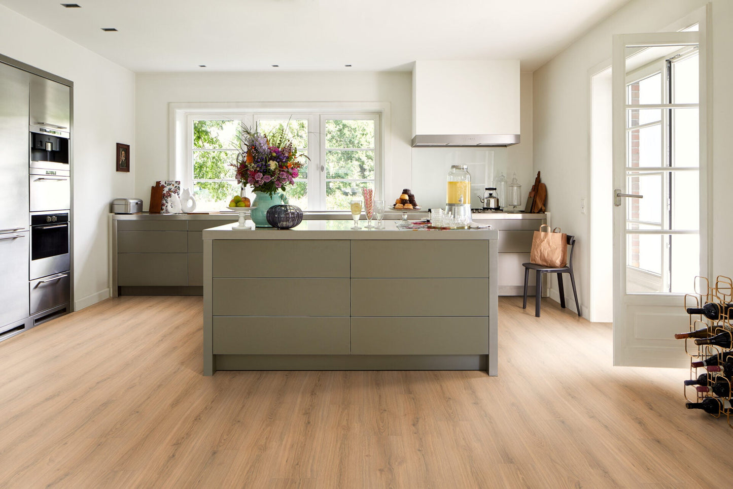 Honey Padua Oak Aqua+ image 1