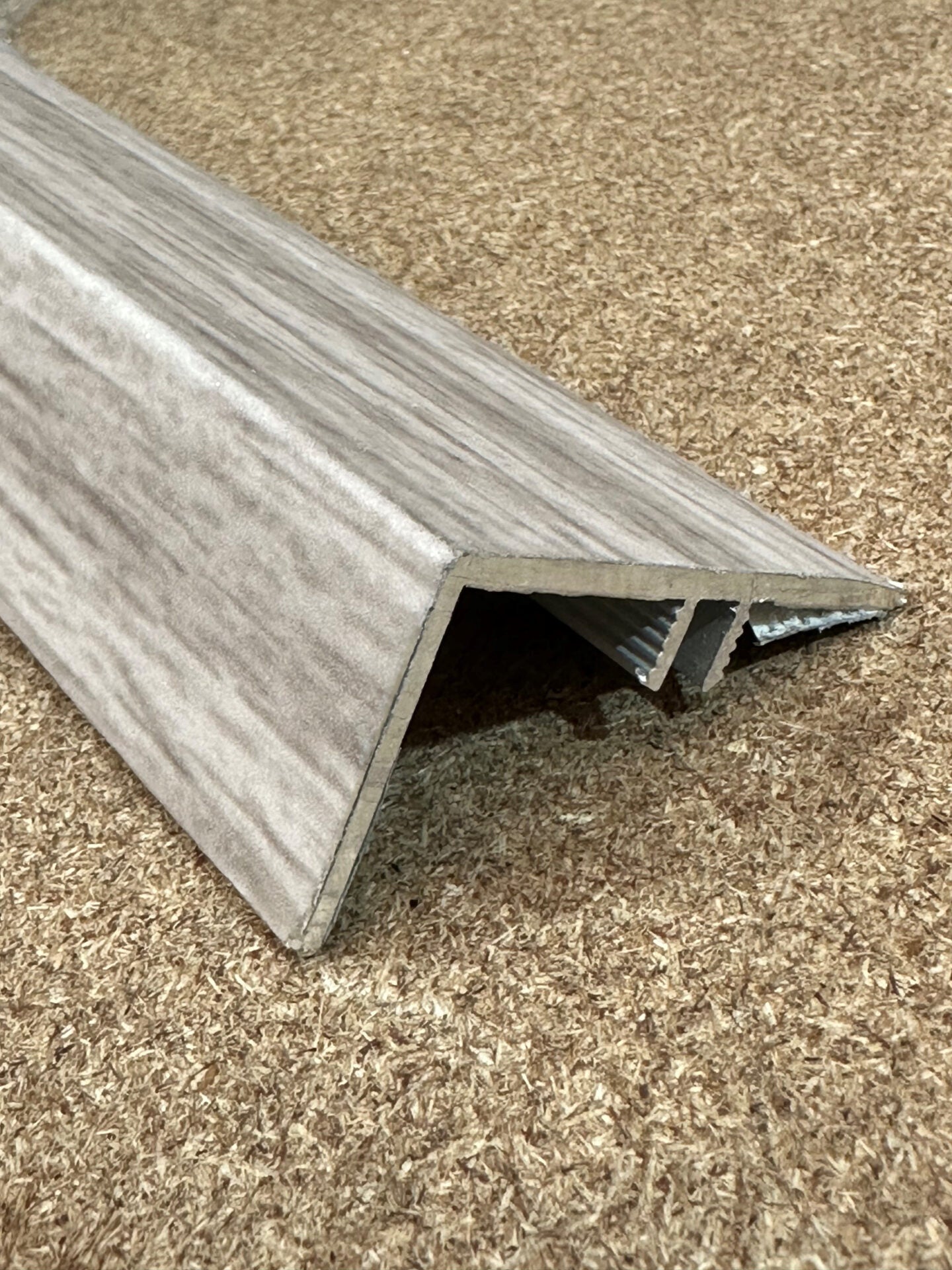 Floor Profile Stair Nose Grey 2 (90cm) B73610/090