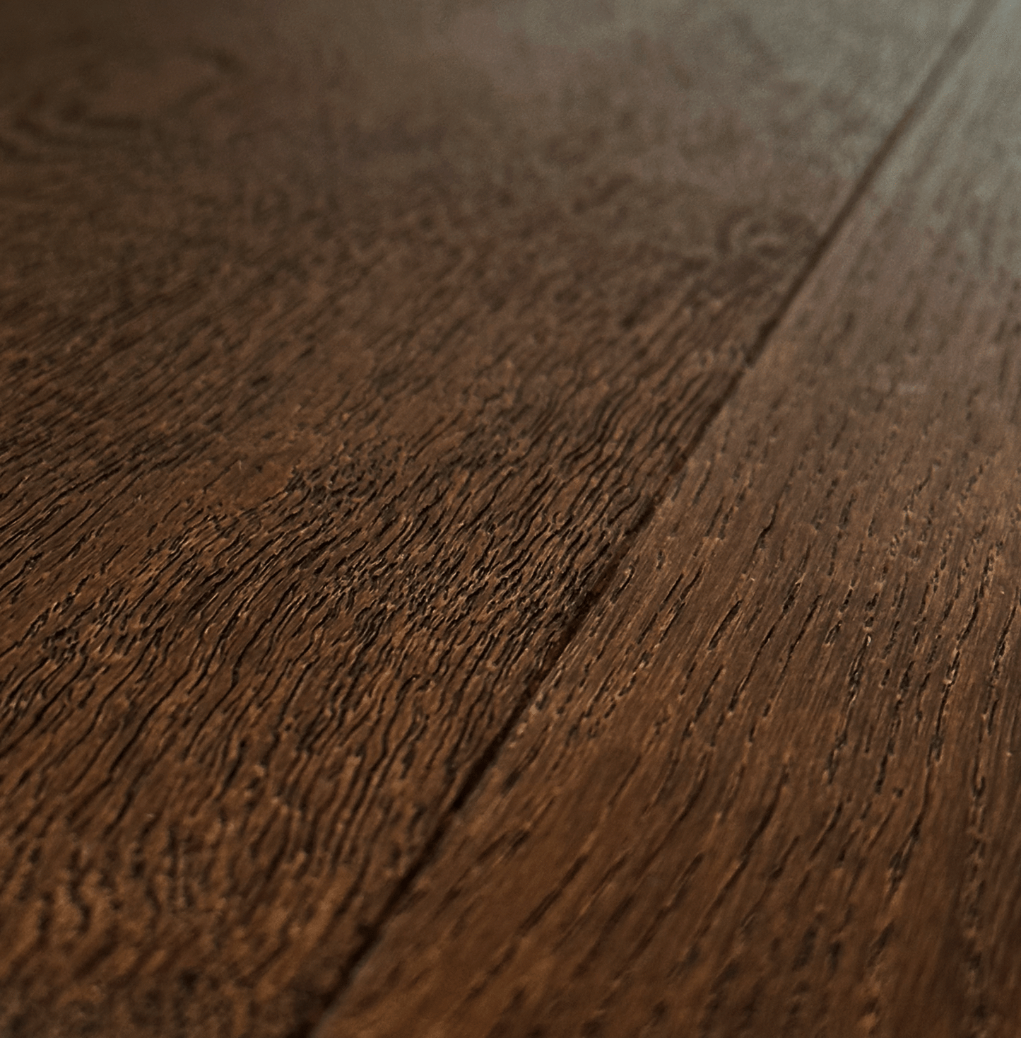Mountain Deep Smoked Bullnose Stair Tread Rustic Oak detail