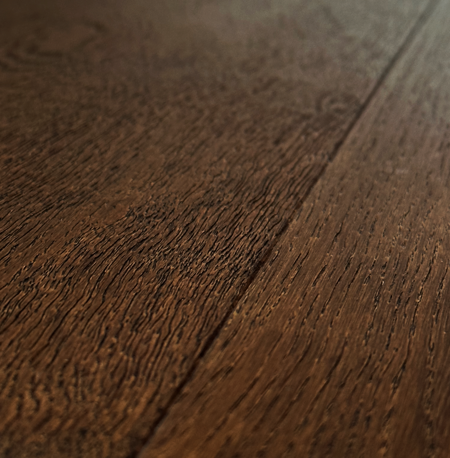 Mountain Deep Smoked Bullnose Stair Tread Rustic Oak detail