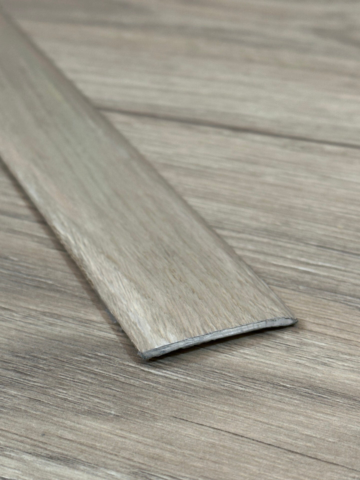Veneered Unfinished Oak 24 Flat (90cm) B65370/090