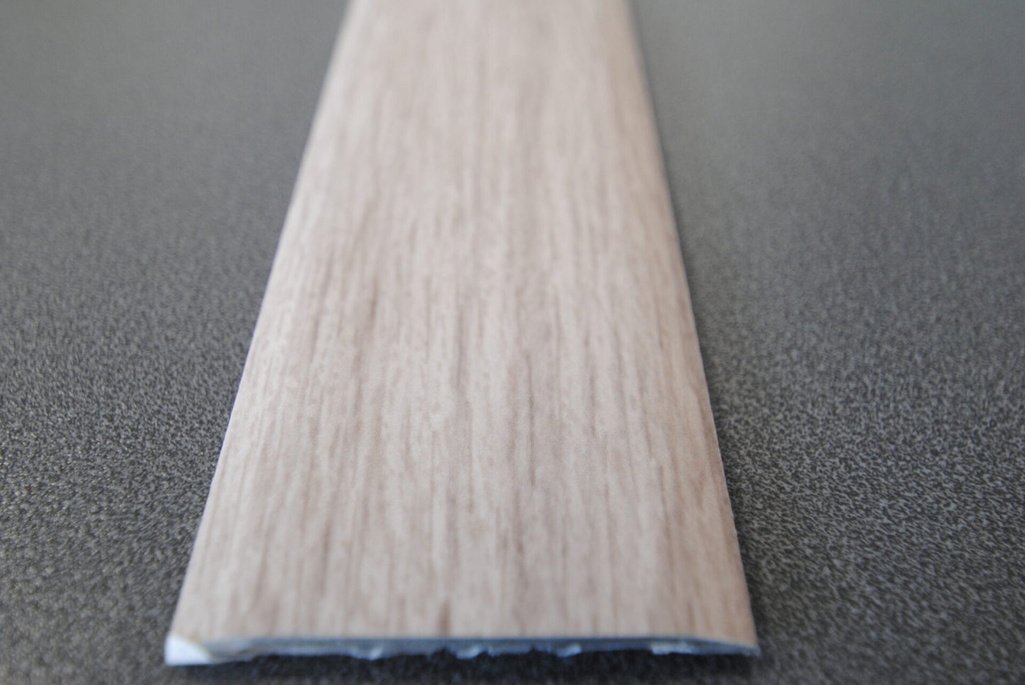 Grey 2 Wide Flat 60mm (270cm)