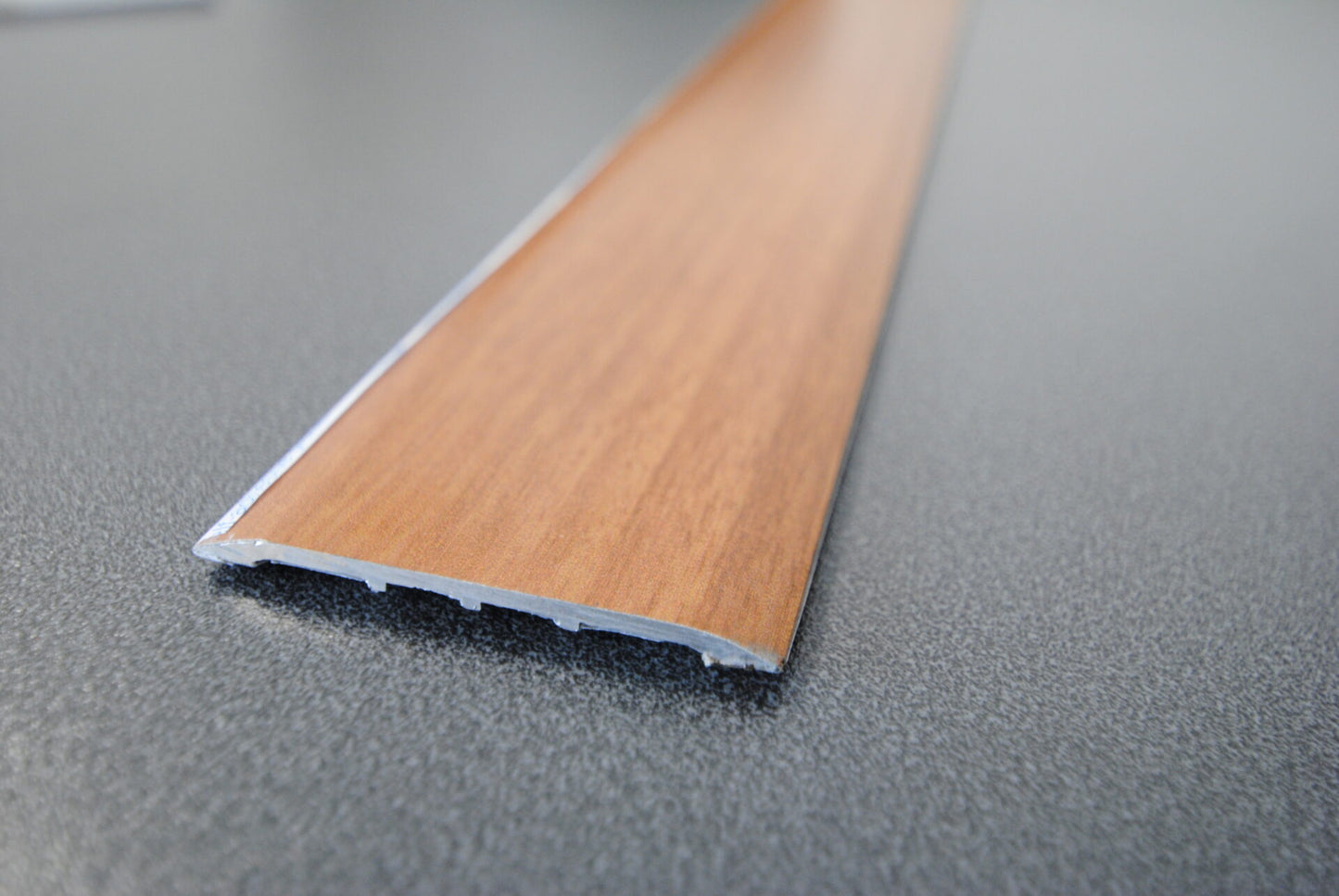 Iroko 1 Wide Flat 60mm (90cm)