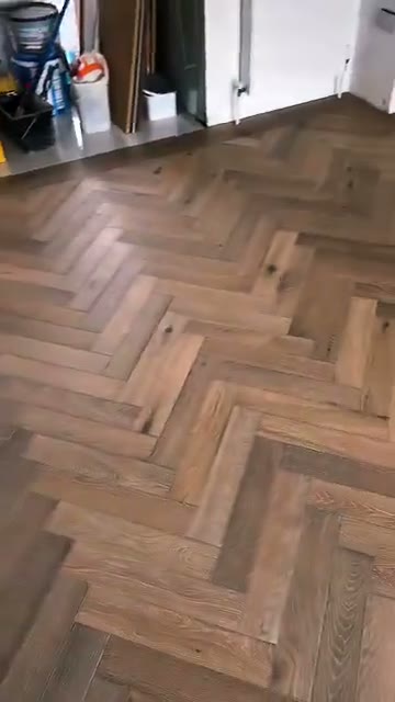 Close-up of Mountain Ridge Oak herringbone fitted by Kidd Flooring