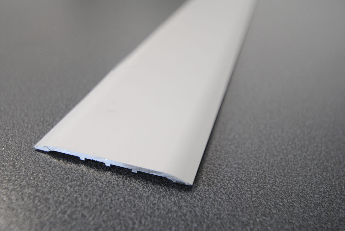Silver 1 Wide Flat 60mm (90cm)